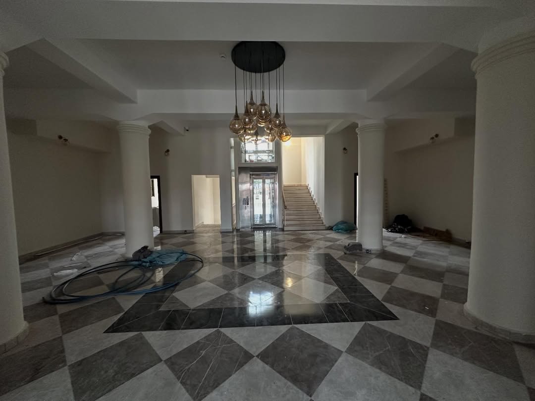 Yeni Rektörlük Binamızda Da Sona Yaklaşıyoruz. Kullanacaklara Hayırlı Olur Inşallah! Bizimkisi B (1)