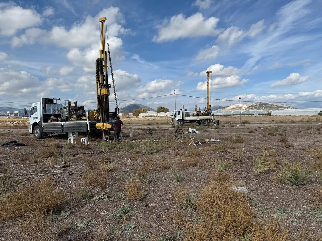 🚧🚜🏗️Yeni Şehir Projemiz Paye Çelik Konakları Zemin Etüt Çalışmalarımız Titizlikle Devam Ediyo