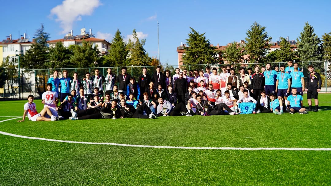 ⚽ Yurt Lig Futbol İl Birinciliği Sona Erdi!Yurtlarımızda Barınan Öğrencilerimizden Oluşturulan T