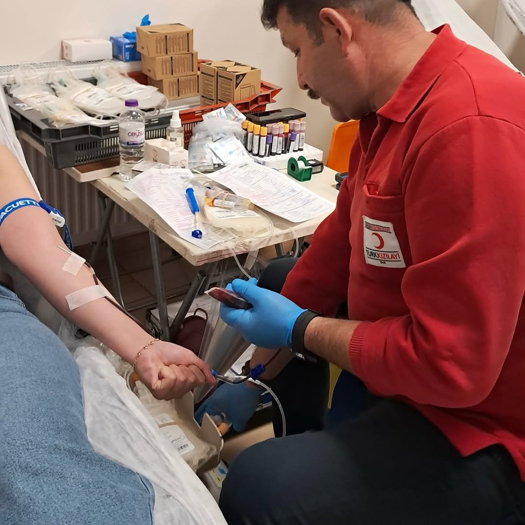 🩸 Yurtlarımızda Kan Bağışı Etkinliği Gerçekleşti!Yurt Müdürlüğümüzde Kızılay Iş Birliğiyle Düze (2)