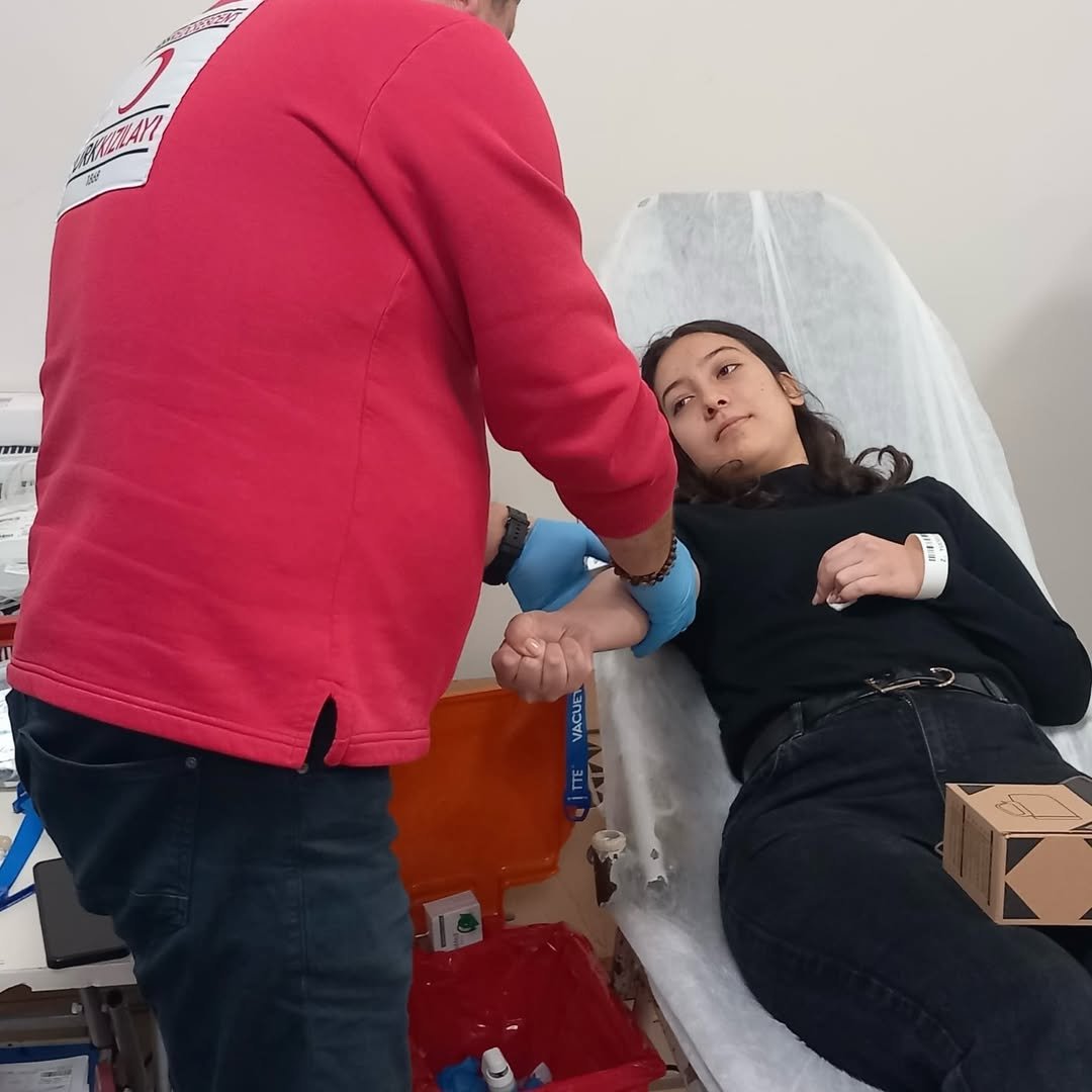 🩸 Yurtlarımızda Kan Bağışı Etkinliği Gerçekleşti!Yurt Müdürlüğümüzde Kızılay Iş Birliğiyle Düze (7)