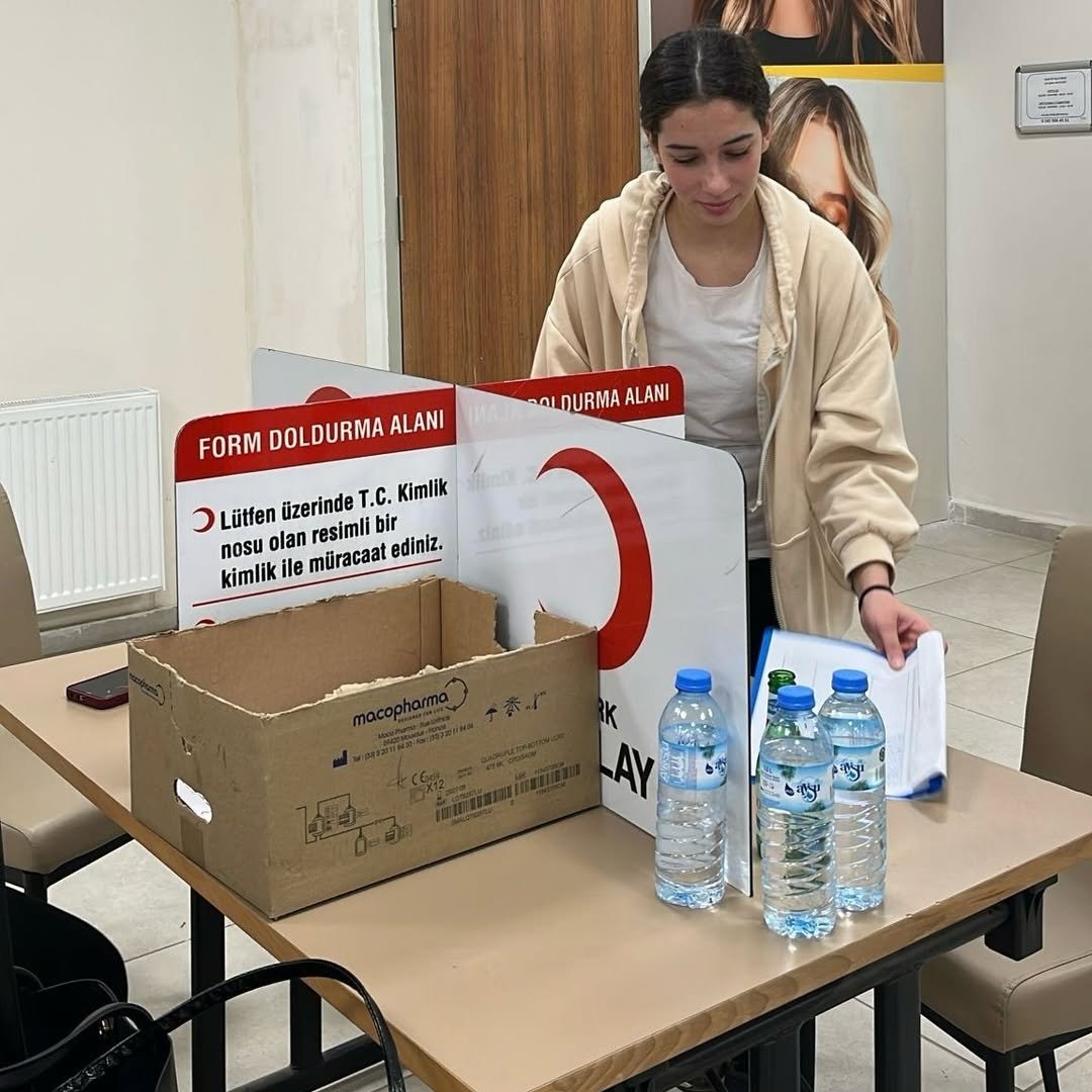 🩸 Yurtlarımızda Kan Bağışı Etkinliği Gerçekleşti!Yurt Müdürlüğümüzde Kızılay Iş Birliğiyle Düze (9)