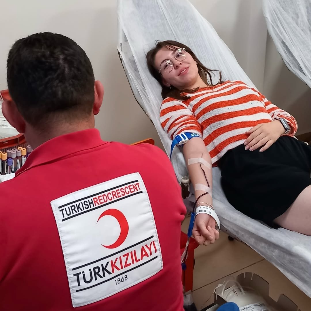 🩸 Yurtlarımızda Kan Bağışı Etkinliği Gerçekleşti!Yurt Müdürlüğümüzde Kızılay Iş Birliğiyle Düze