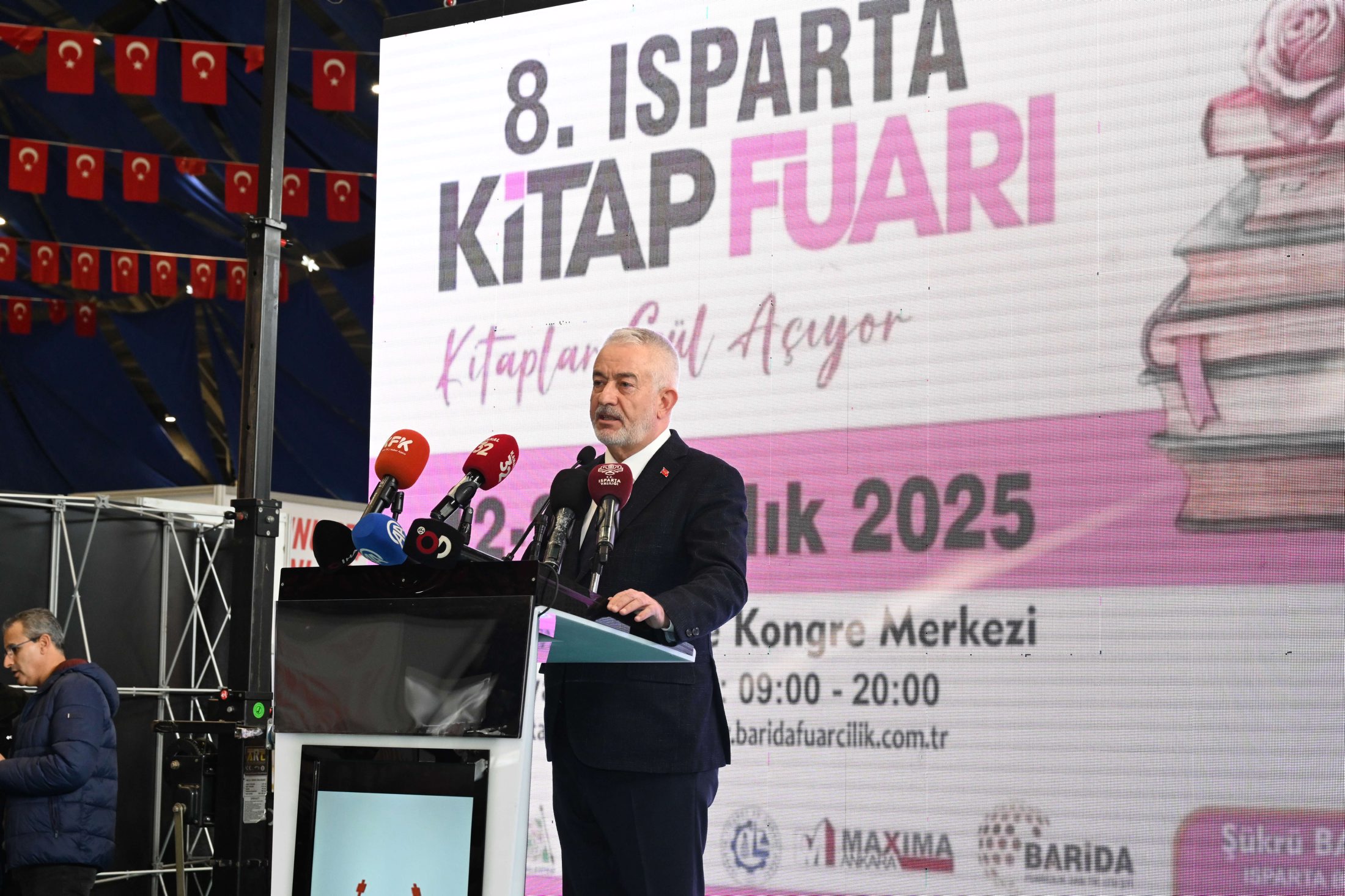 12 12 2025 8. Isparta Kitap Fuari Acilis (2)