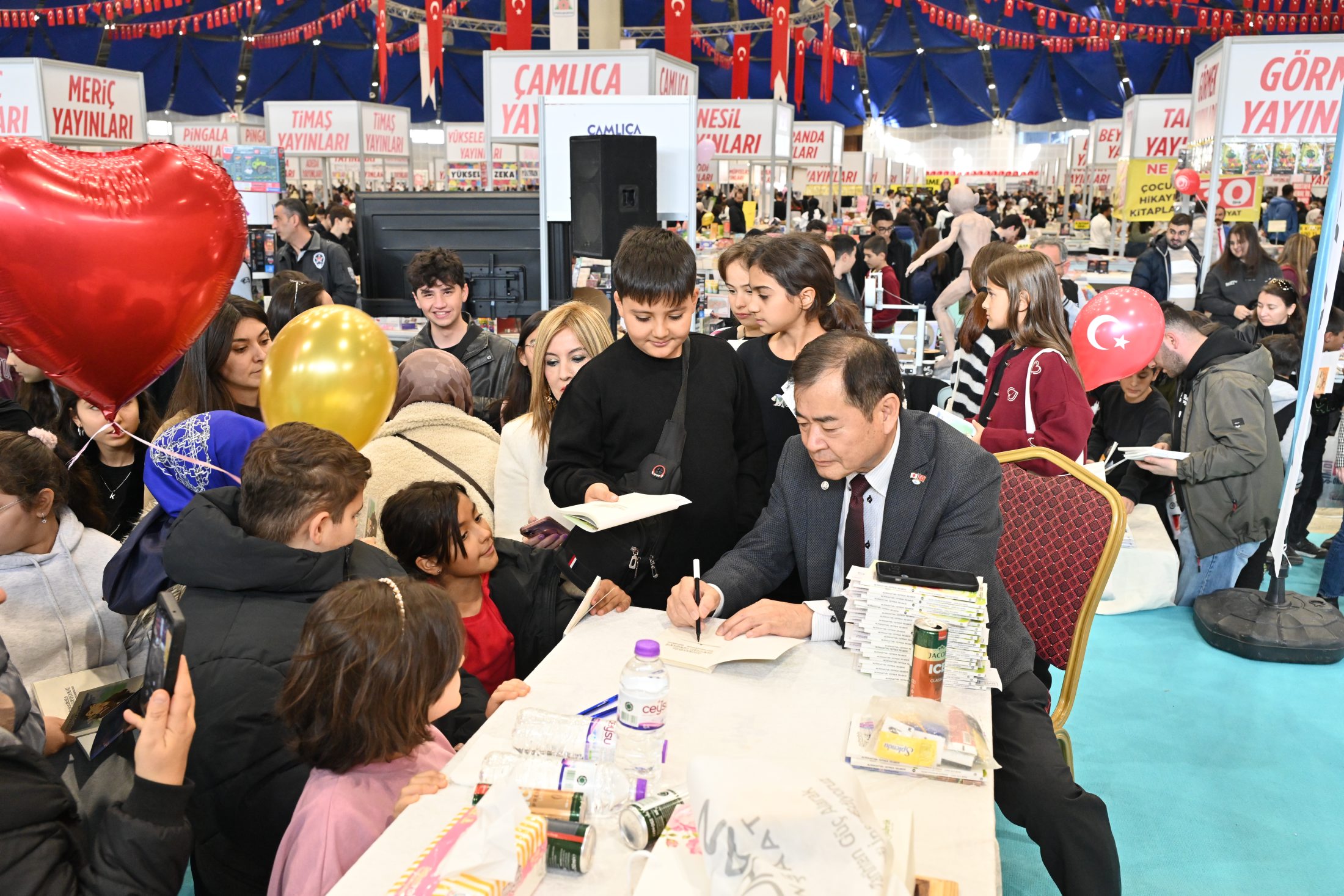 17 12 2025 8. Isparta Kitap Fuari Deprem Uzmani Yoshinori Moriwaki Soylesi (4)