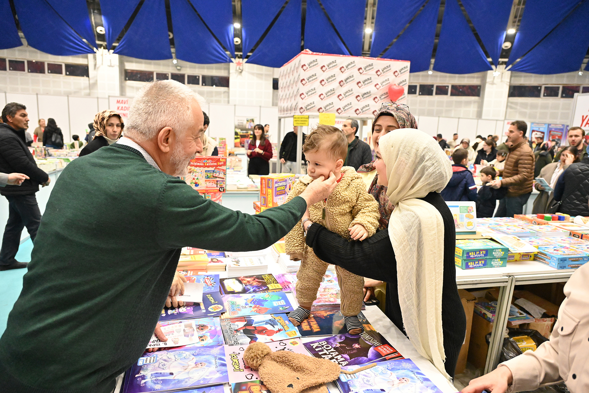 21 12 2025 Baskan 8. Isparta Kitap Fuari Ziyaret (6)