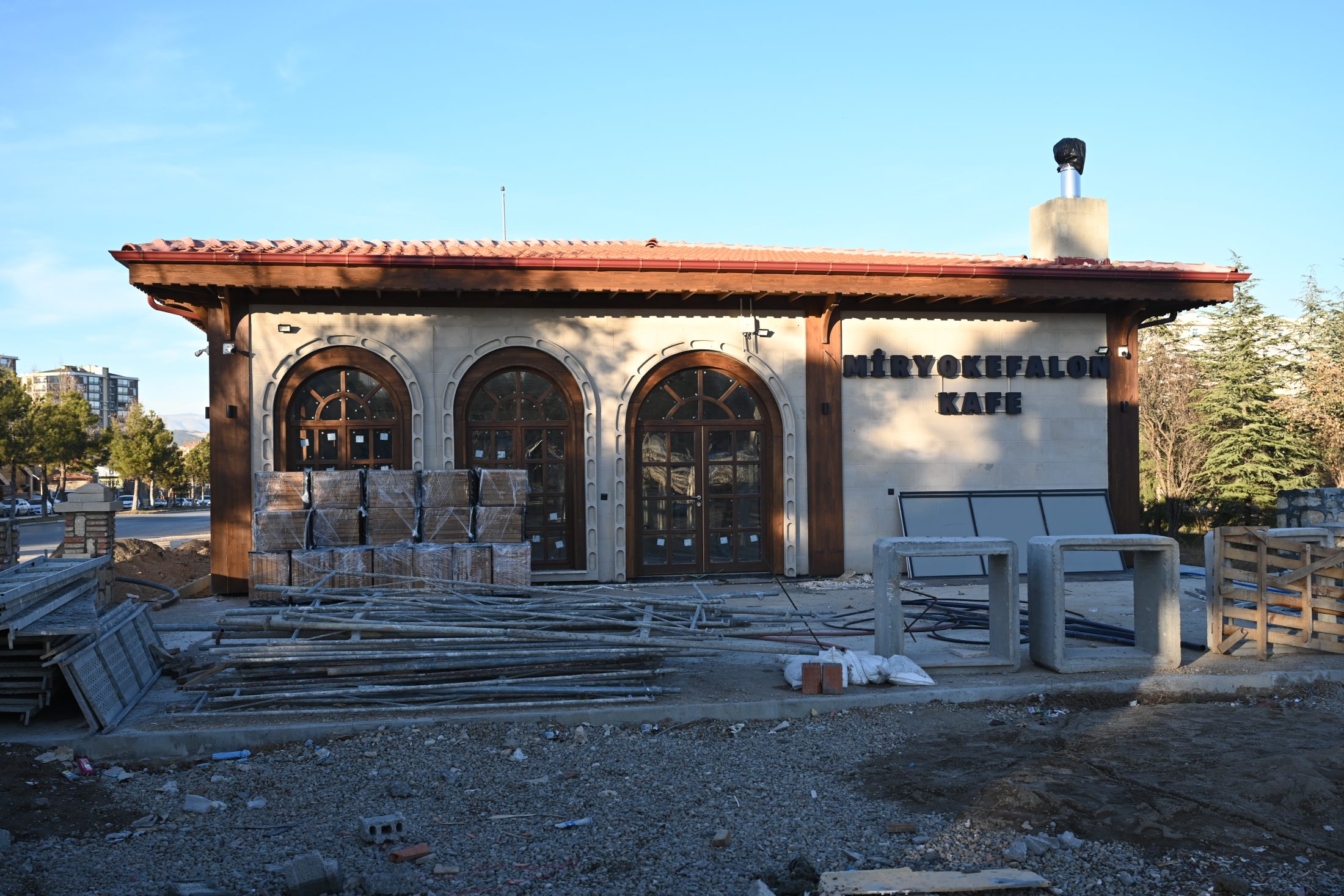 27 12 2025 Minia Isparta Dioramik Muze Ve Kafe Cevre Duzenleme Calisma (2)