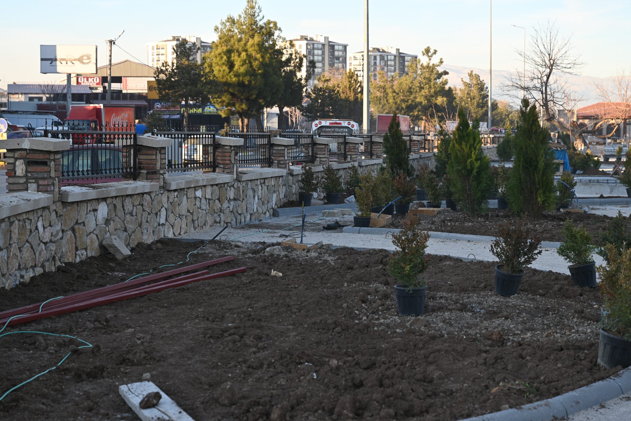 27 12 2025 Minia Isparta Dioramik Muze Ve Kafe Cevre Duzenleme Calisma (5)