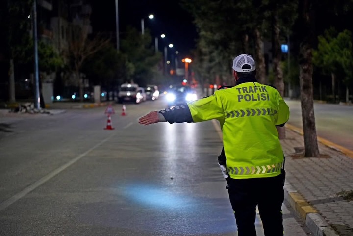 🗓 27.12.2025 Tarihlerinde Saat 10 00 00 00 Saatleri Arasında;📍 Köy Garajı Ve Çevresi📍 Halıken (1)
