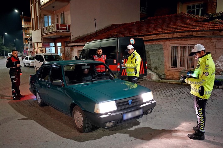 🗓 27.12.2025 Tarihlerinde Saat 10 00 00 00 Saatleri Arasında;📍 Köy Garajı Ve Çevresi📍 Halıken