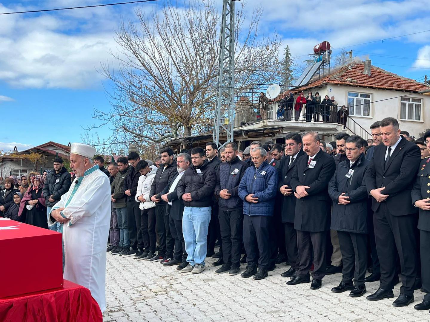 597206706 1274474878060388 3596492497959799837 N