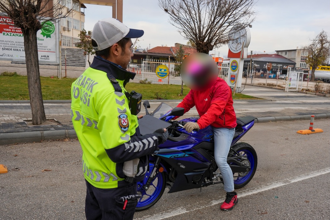 🚔 Abarti Egzoz – Motosi̇klet – Modi̇fi̇ye Araç Uygulamasi 🏍🗓 09.12.2025 Tarihinde, 11.00 – 24.00 (1)
