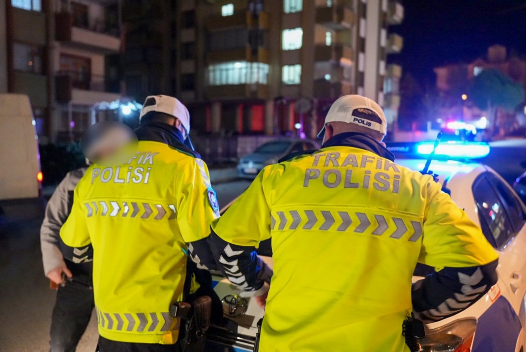 🚔 Abarti Egzoz – Motosi̇klet – Modi̇fi̇ye Araç Uygulamasi 🗓 11.12.2025 Günü 11.00 – 00.00 Saatler (3)