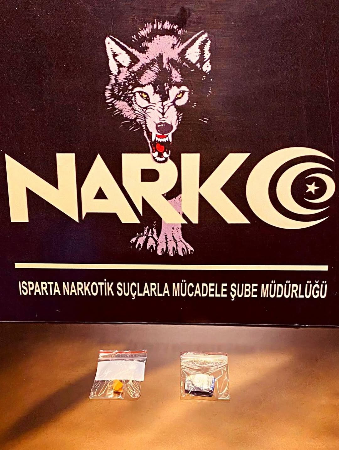 🚨 Aranan Şahis 🚨📅 18.12.2025 Günü Narkotik Suçlarla Mücadele Şube Müdürlüğü Ve Asayiş Şube Mü