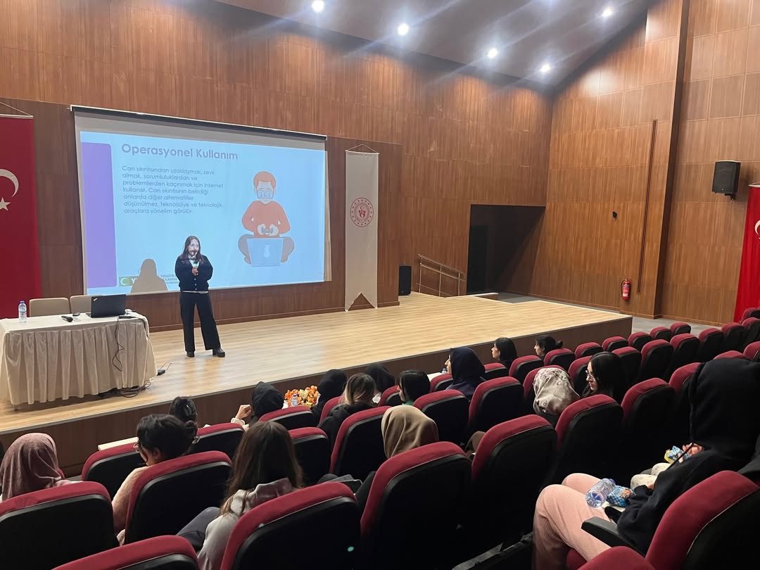 🛡️ Bağımlılıklara Karşı Bilinçleniyoruz🌍 Bugünün Bilinçli Genci, Yarının Umuduyurt Müdürlüğümü (1)