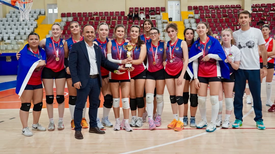 🏐 Genç A Kızlarda Şampiyonluk Heyecanı Sona Erdi!2025–2026 Okul Sporları Voleybol Genç A Kızlar (3)