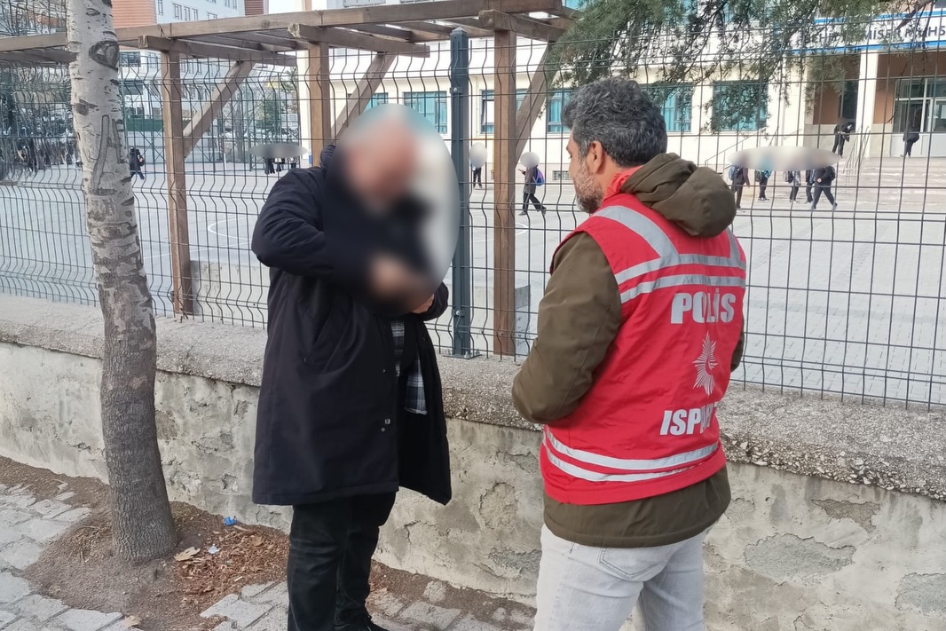 🚔 Okul Önleri̇ Ve Asayi̇ş Uygulamasi 🚔📷 İl Merkezi, Senirkent, Aksu, Şarkikaraağaç🗓 03.12.2025 (1)