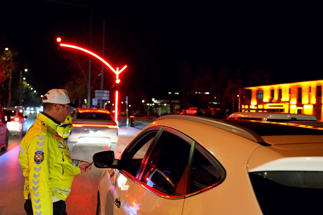 🚨 Şok Uygulama 🚨🗓 26.12.2025 Tarihinde 10 00–23 30 Saatleri Arasında;📍 İpek Mobilya Kavşağı, (1)