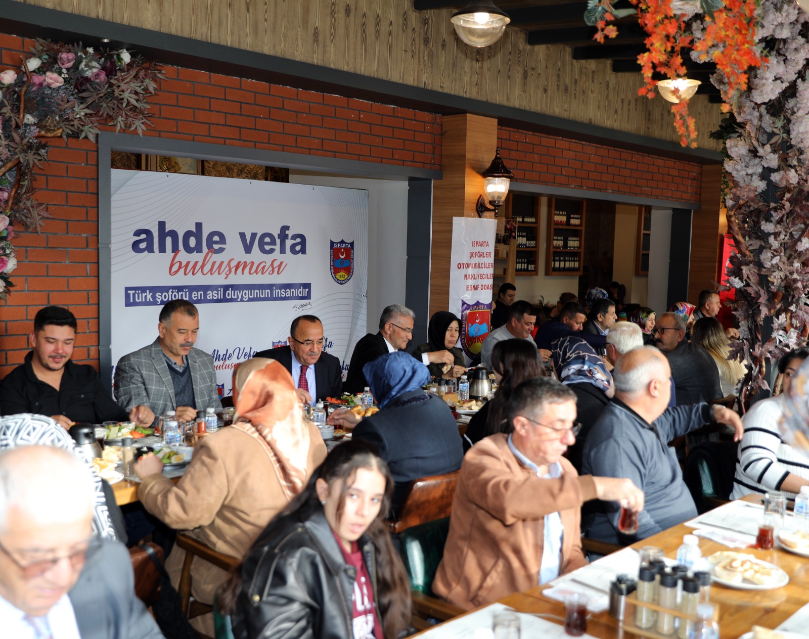 Whatsapp Image 2025 12 01 At 09.12.12