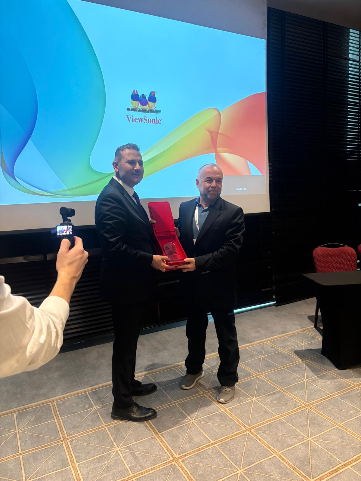 Whatsapp Image 2025 12 08 At 10.19.11