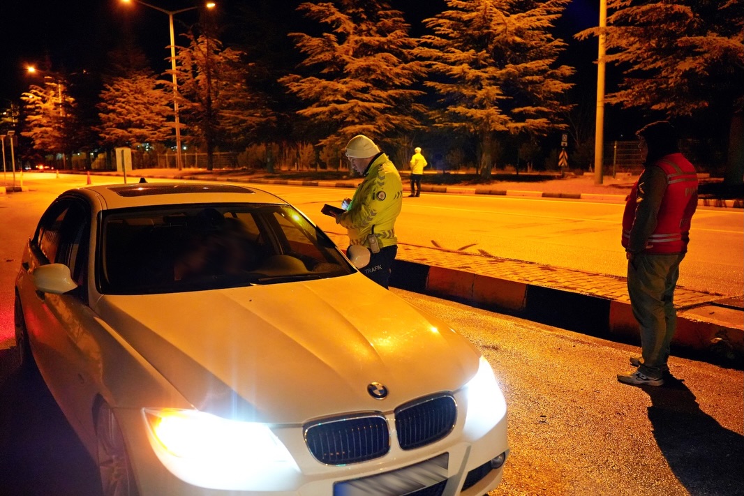 🗓 10 11.01.2026 Günü 10 00 – 02 30 Saatleri Arasında;📍 İpek Mobilya Kavşağı,📍 Sav Kavşağı,📍 (3)