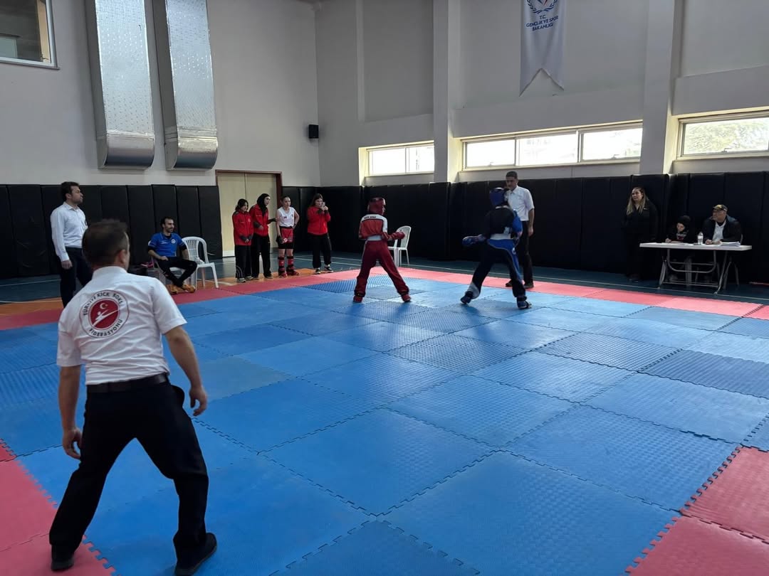 🥋 2025–2026 Sezonu Kulüpler Kickboks İl Seçmeleri Tamamlandı!Tatamide Yaşanan Mücadelelerde Spo (1)