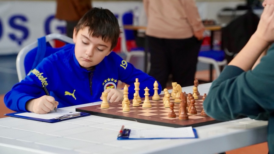 Büyük Şampiyona Öncesi Son Viraj! ♟️ Isparta Şampiyona Hazırlık 3 Turnuvası’nda Heyecan Doruktay (1)