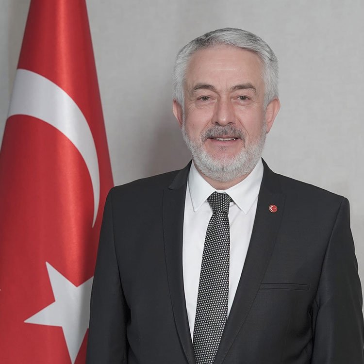 Isparta Belediyesi'nden Ücretsiz Şehir Tiyatrolarına Davet!