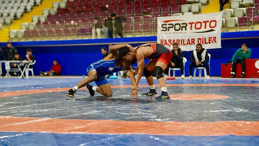 🤼 ♂️ U17 Güreş Grup Müsabakaları Sona Erdi 🤼 ♂️İlimiz Ev Sahipliğinde Gerçekleştirilen U17 Gür (5)