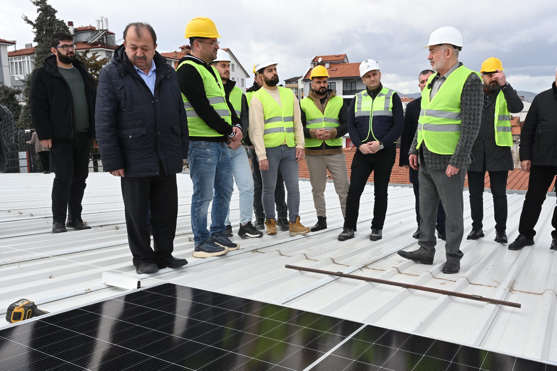 08 02 2026 Baskan Davraz Kapali Pazar Alani Ges Kurulum Inceleme (12)