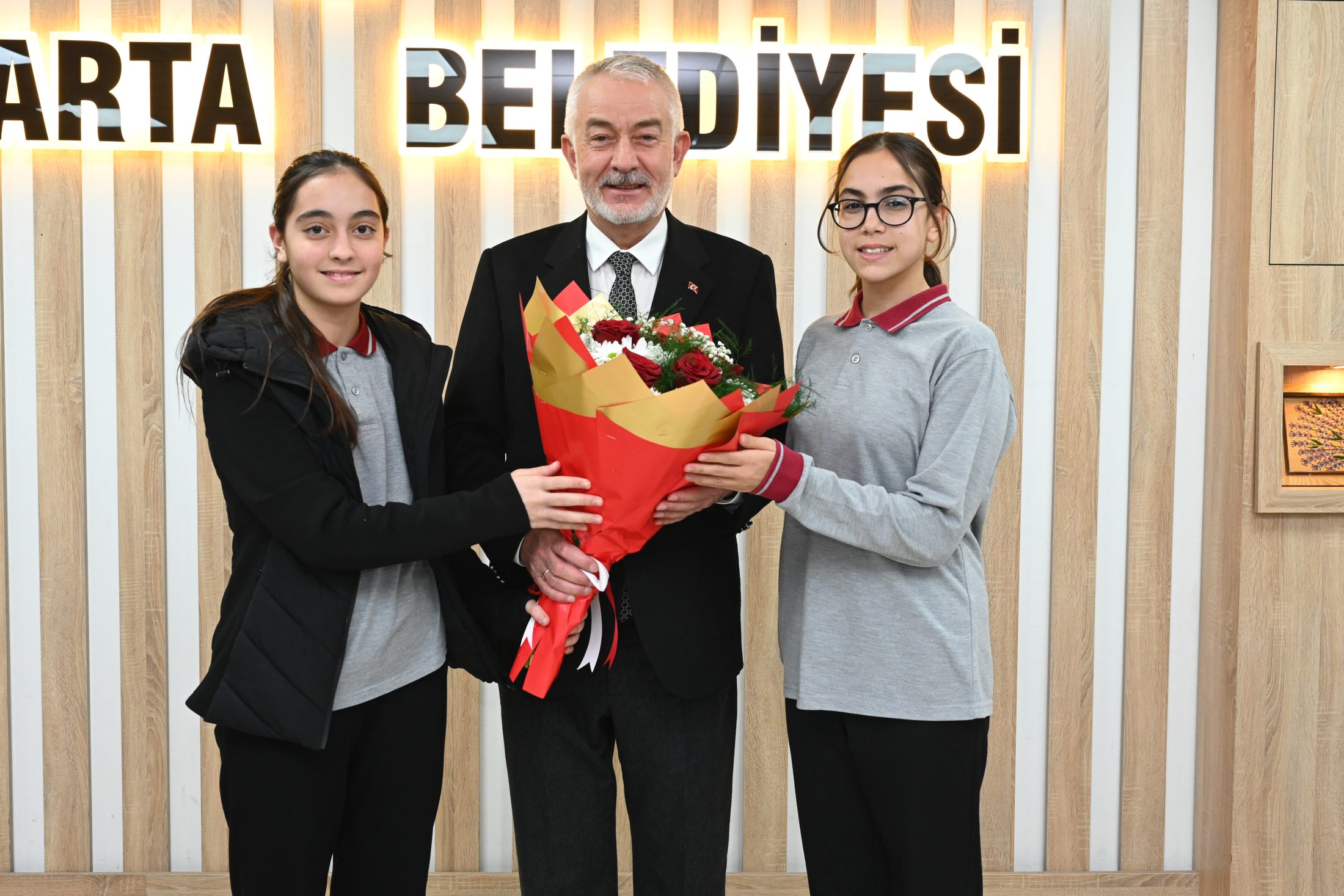 11 02 2026 Sehit Mustafa Gozutok Ortaokulu Baskan Ziyaret (3)