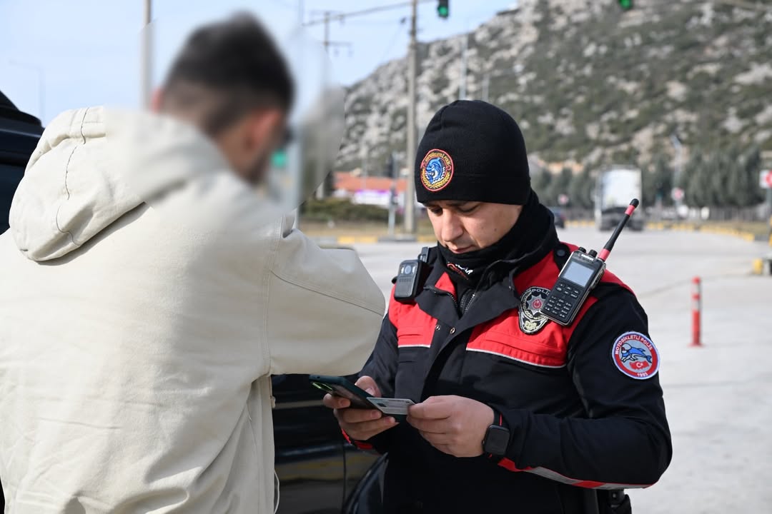 🗓 14.02.2026 – 15.02.2026 Tarihleri Arasında ⏰ 09 00 – 03 30 Saatleri Arasında📍 Sdü Kavşağı 📍 (1)