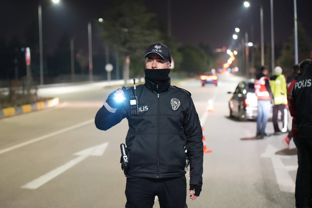 🗓 14.02.2026 – 15.02.2026 Tarihleri Arasında ⏰ 09 00 – 03 30 Saatleri Arasında📍 Sdü Kavşağı 📍