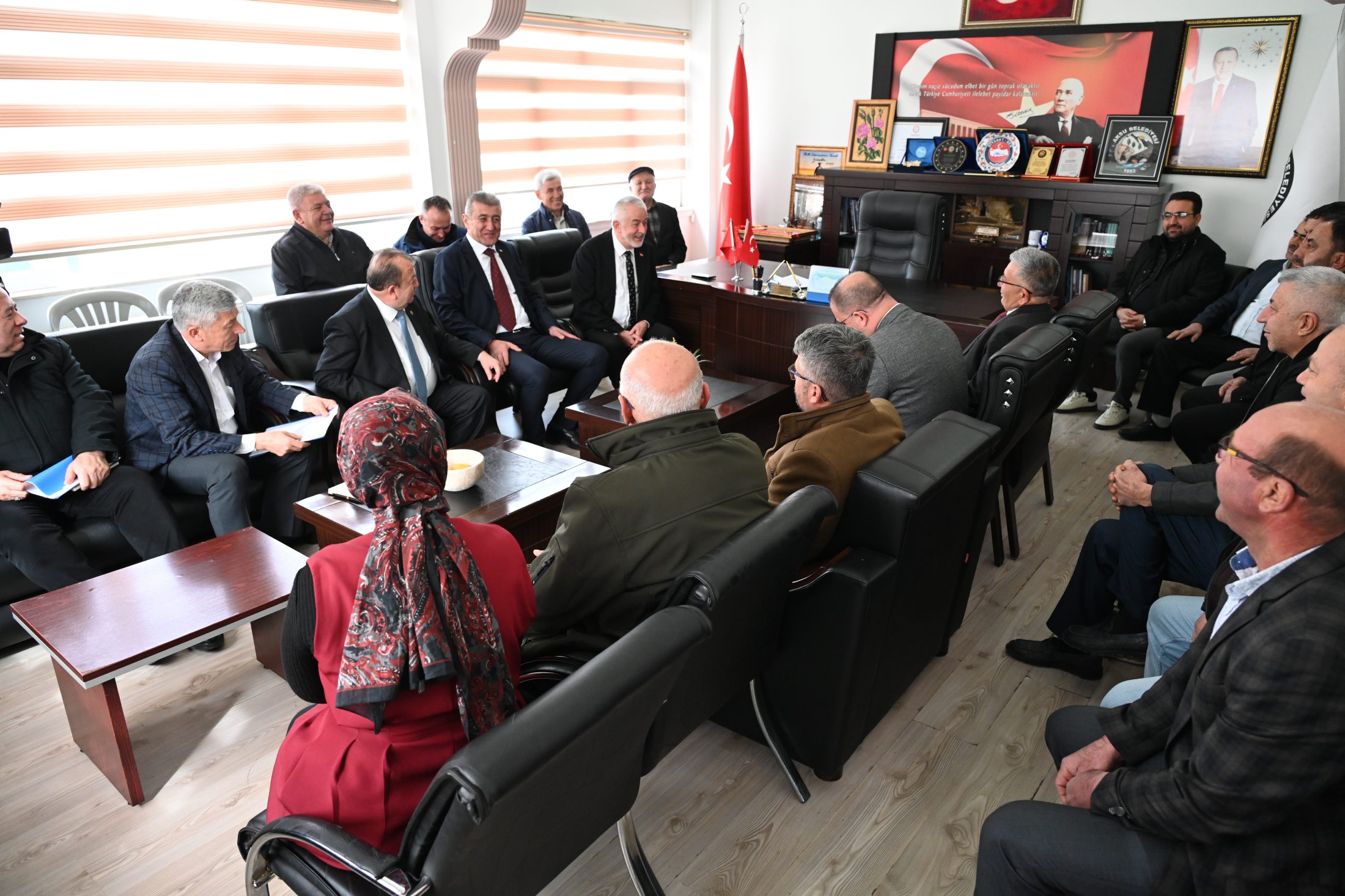 18 02 2026 Baskan Aksu Muhtarlar Toplantisi (4)