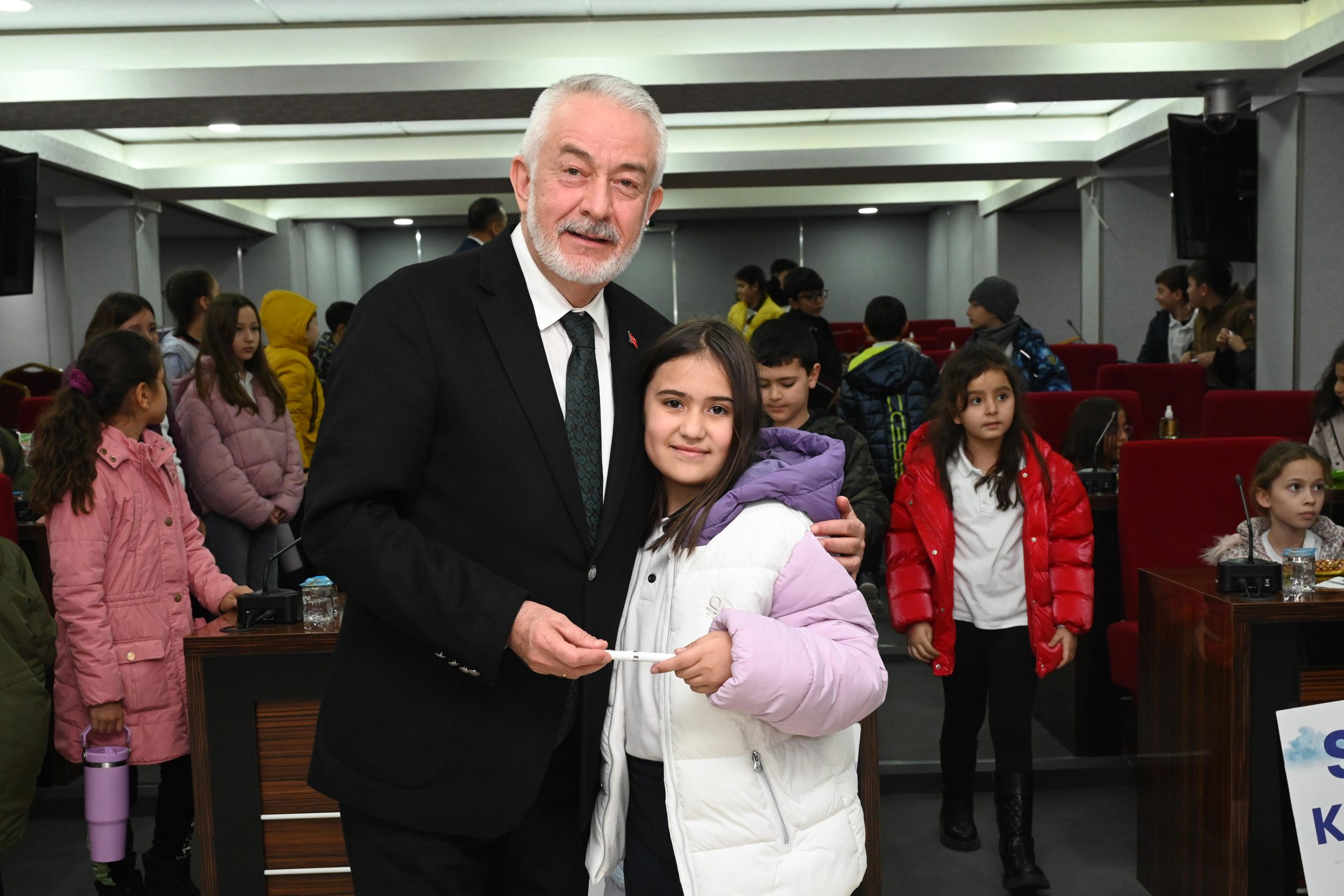 20 02 2026 Yilmaz Sener Ilkokulu 3A Sinifi Baskan Ziyaret (10)