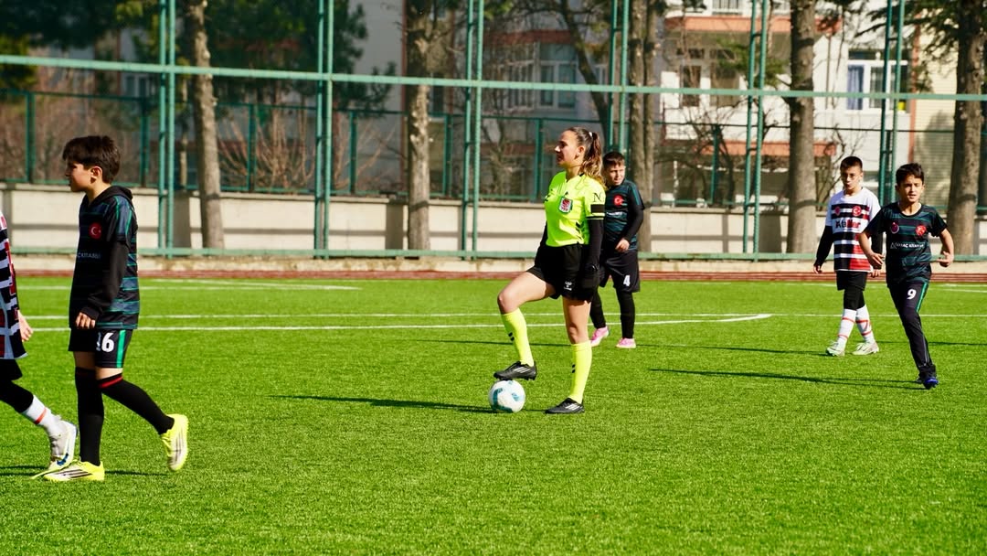 ⚽ 2025–2026 Okul Sporları Küçük Erkekler Futbol İl Birinciliği Başladıbol Gollerle Başlayan Müsa (1)