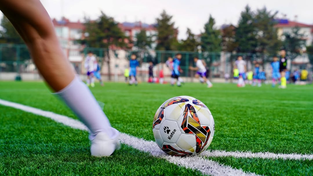 ⚽ 2025–2026 Okul Sporları Küçük Erkekler Futbol İl Birinciliği Başladıbol Gollerle Başlayan Müsa