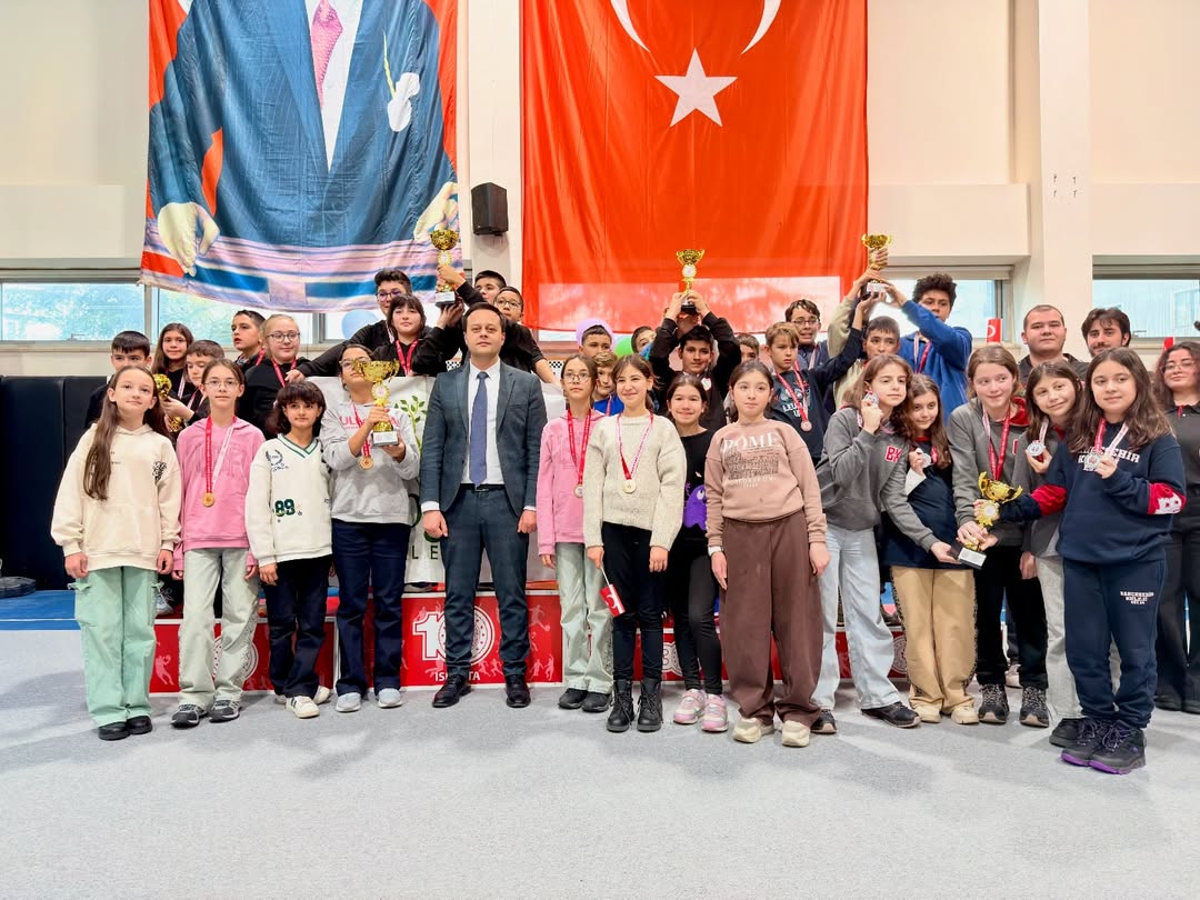 ♟️ 2025–2026 Okul Sporları Küçükler Genel Ve Kızlar Satranç İl Birinciliği Sona Erdi2025–2026 Se