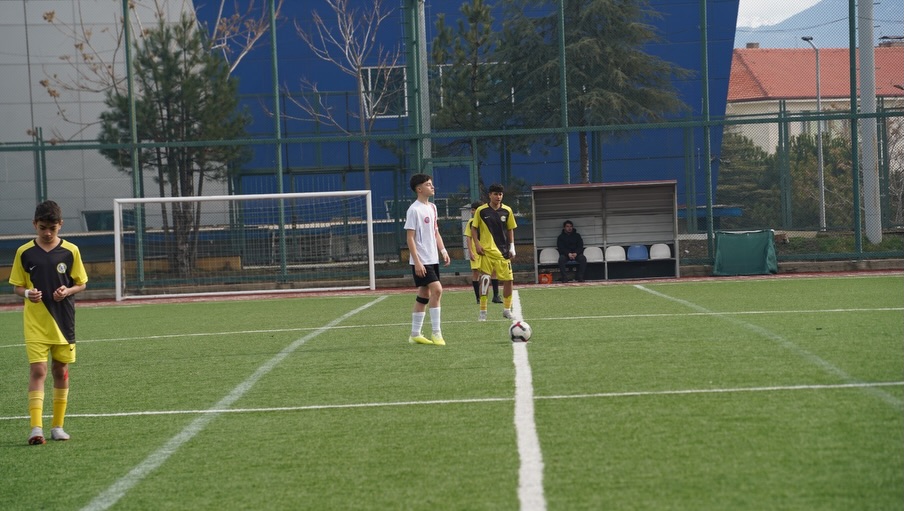 ⚽ 2025–2026 Okul Sporları Yıldız Erkekler Futbol İl Birinciliği Sona Erdidereceye Giren Okullar (4)