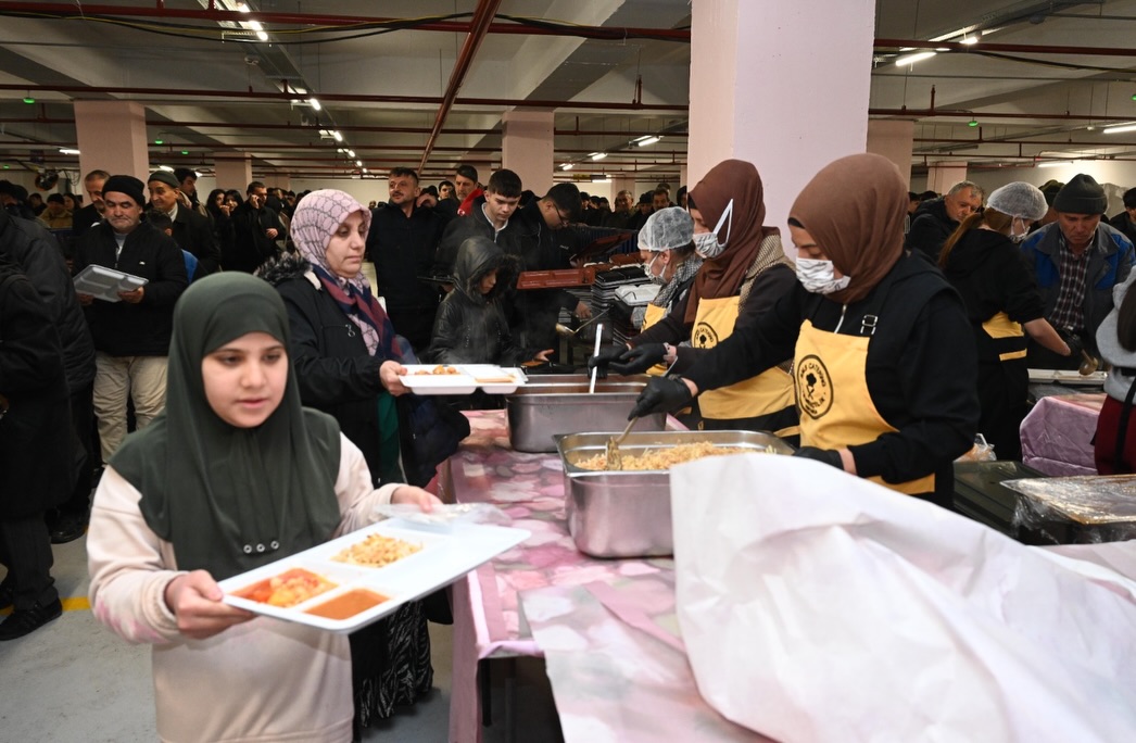 22 02 2026 Baskan Iftar Sofralari Katilim (9)