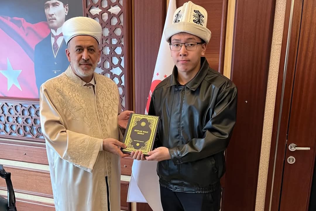 2230B505 3Ee0 497E B2Ea B4Acda56361B