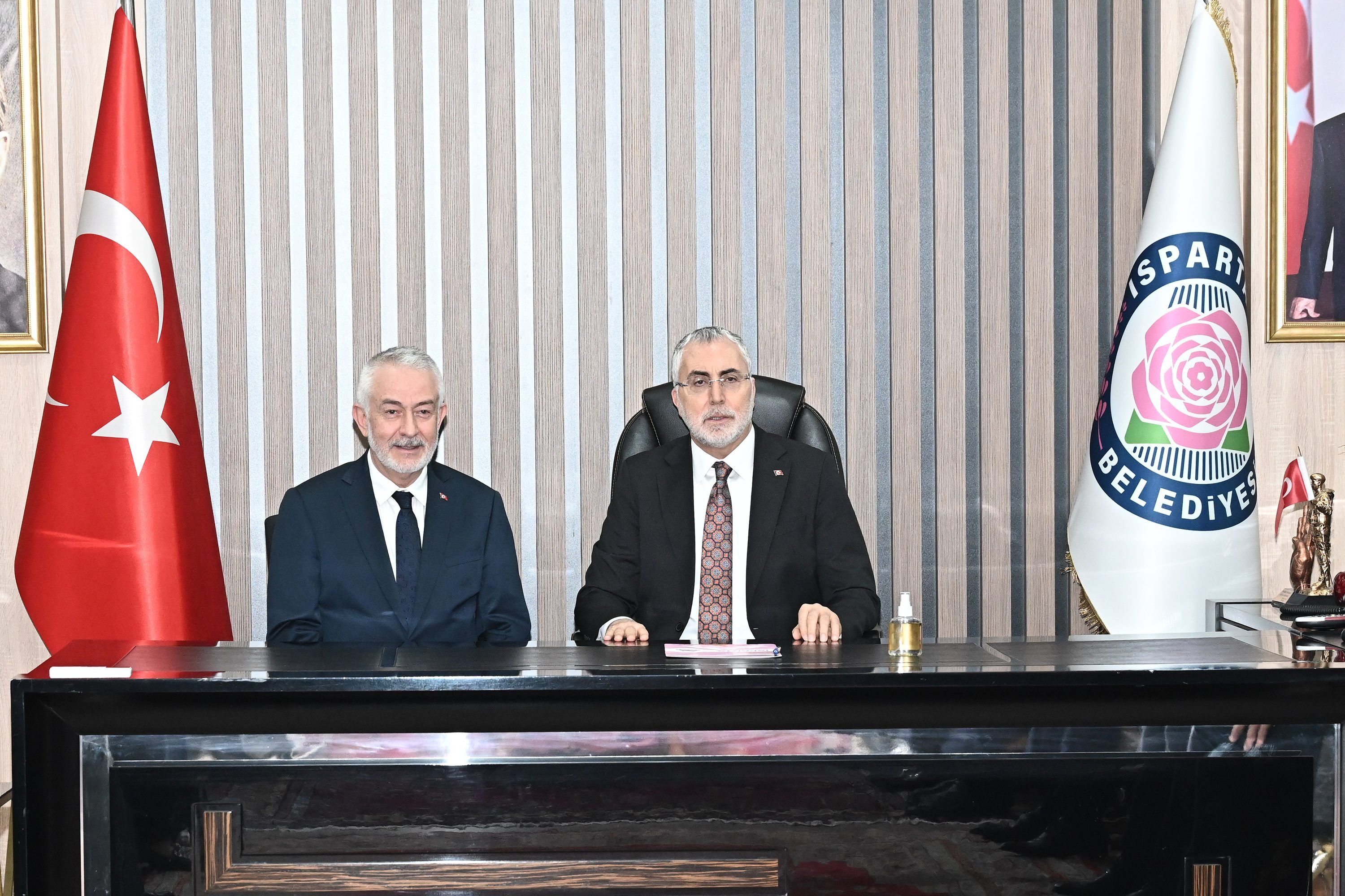 06 03 2026 Calisma Ve Sosyal Guvenlik Bakani Vefat Isikhan Baskan Ziyaret (5)