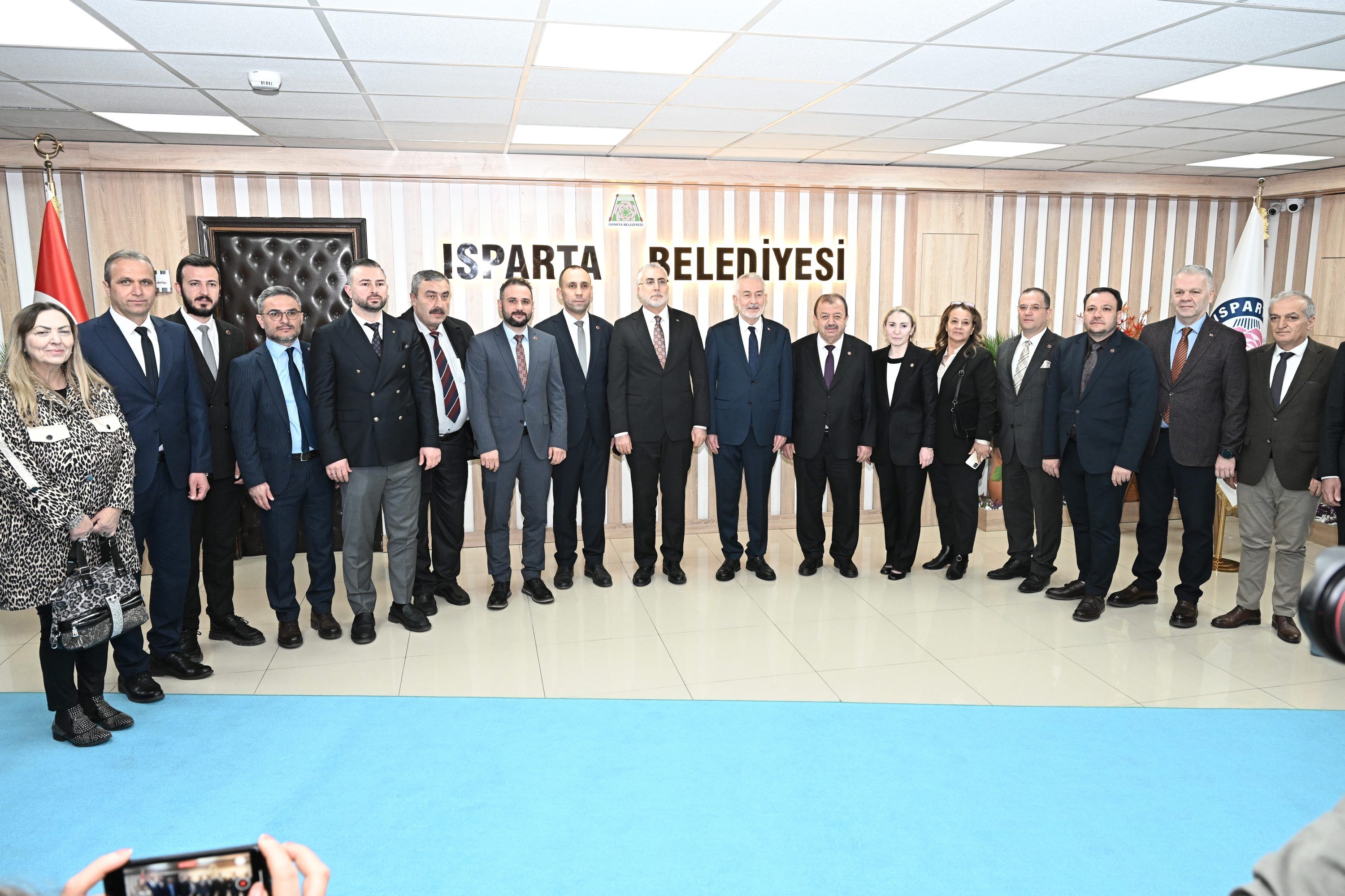 06 03 2026 Calisma Ve Sosyal Guvenlik Bakani Vefat Isikhan Baskan Ziyaret (8)