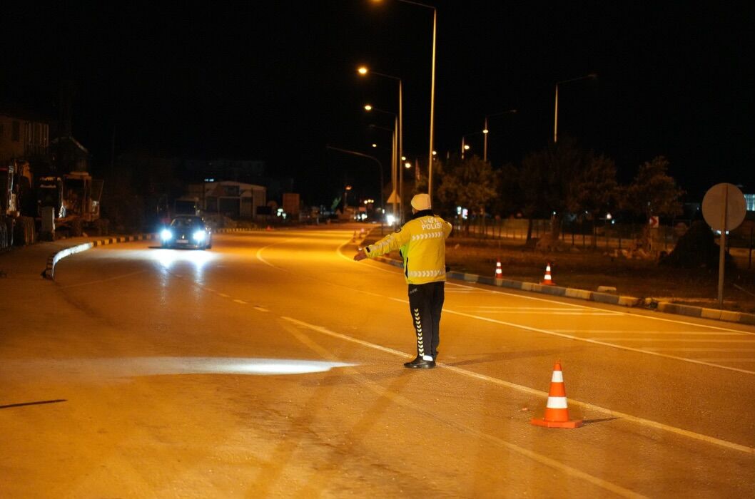 🗓 28 01.03.2026 Günü 09 00 – 03 30 Saatleri Arasında;📍 Sav Kavşağı,📍 Sdü Kavşağı,📍 Koçtepe (3)