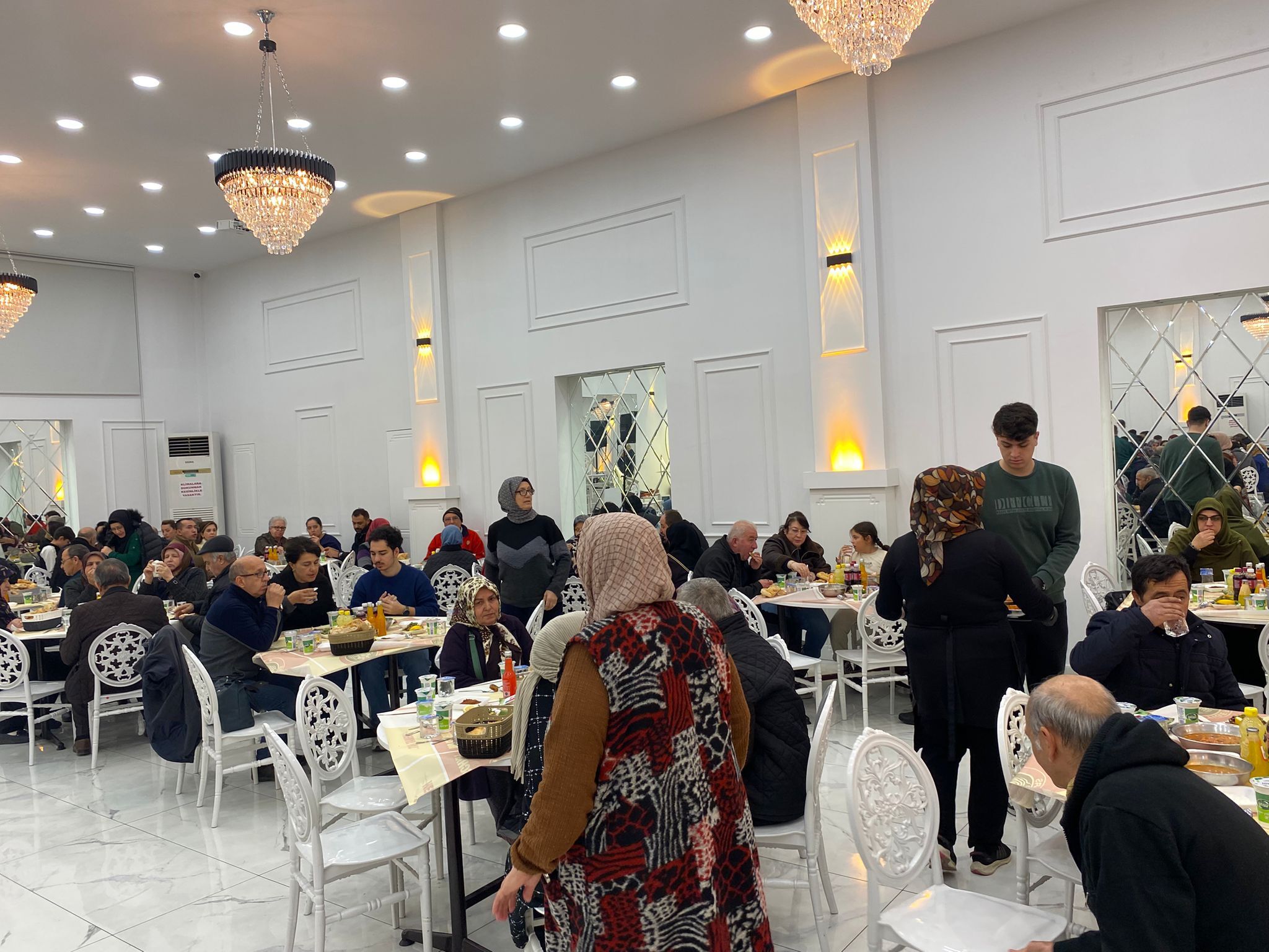 3F35E711 C4Bb 4B3E B729 0F5F320503A5