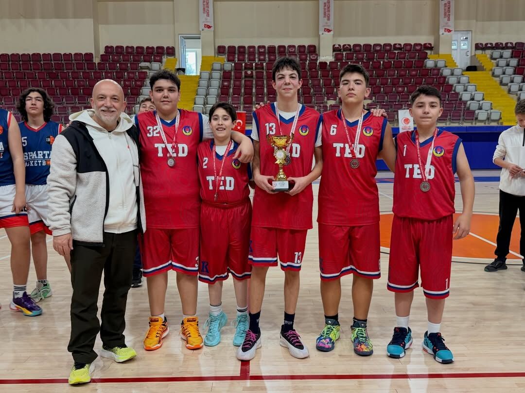 🏀 3X3 Basketbolda Şampiyonlar Belli Oldu2025–2026 Okul Sporları Yıldız Erkekler 3X3 Basketbol İ (1)