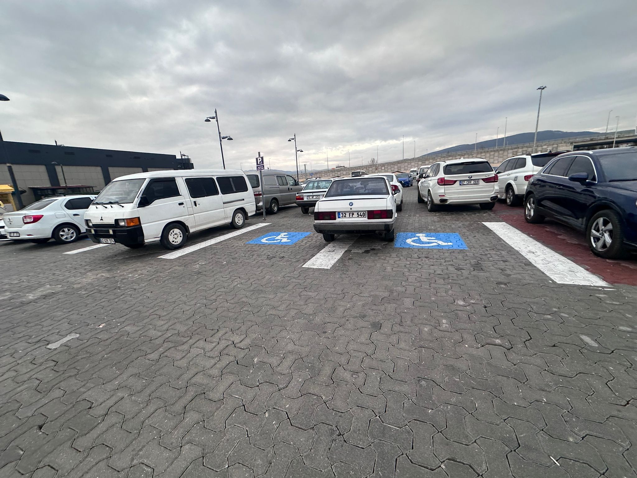 55C06448 D2Fe 4418 B3C3 4F6D4D076Dd1