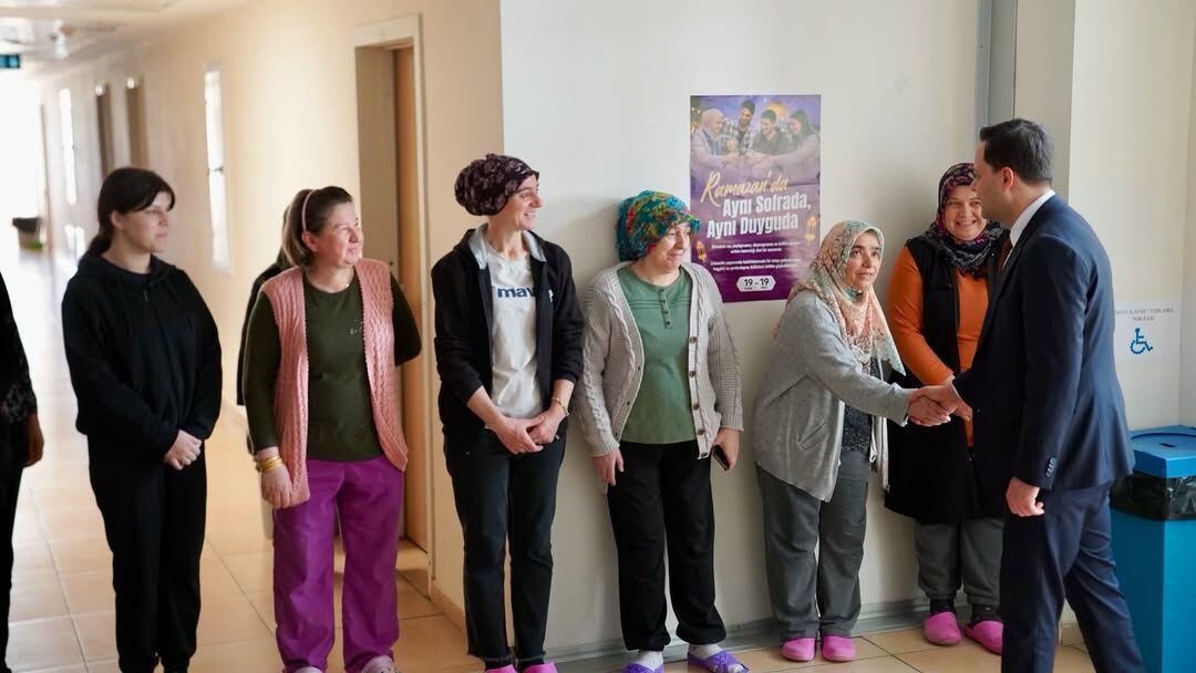 Bayramlaşma Programıi̇l Müdürümüz Murat Çağrı Kaya, Bayramlaşma Ziyaretleri Kapsamında Merkez Yur (5)