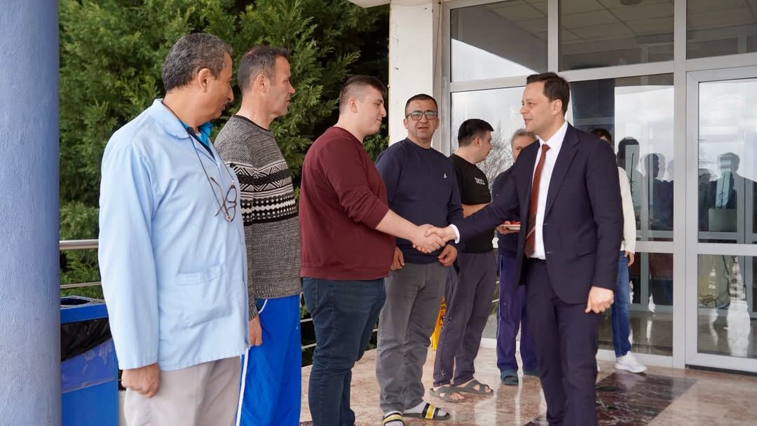 Bayramlaşma Programıi̇l Müdürümüz Murat Çağrı Kaya, Bayramlaşma Ziyaretleri Kapsamında Merkez Yur (6)