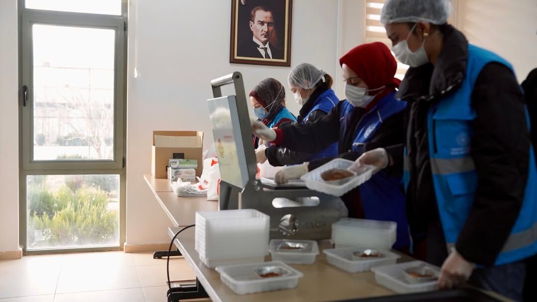 Bir Kapı Çaldık, Bir Gönle Dokunduk 🤍Komşum Projesi Ile Uluborlu Yurdumuzda Kalan Gençlerimiz, (3)
